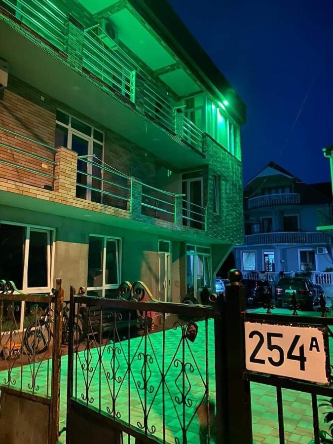 Guest House "Sulo" Kobuleti Exterior photo