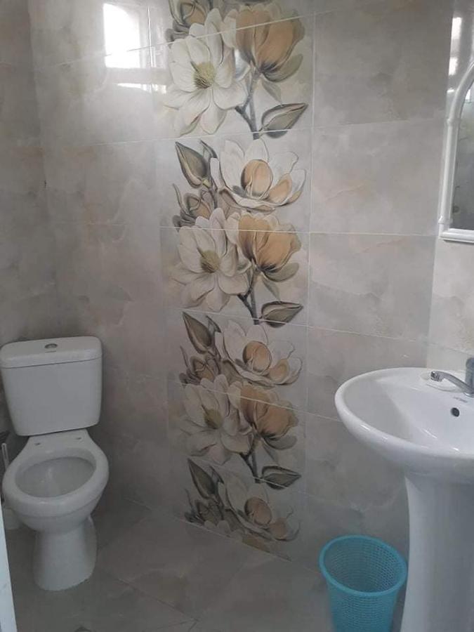 Guest House "Sulo" Kobuleti Exterior photo