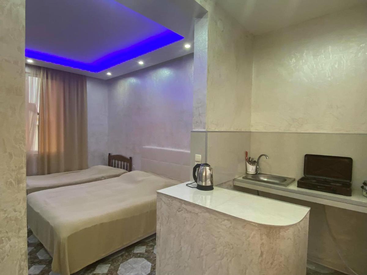 Guest House "Sulo" Kobuleti Exterior photo